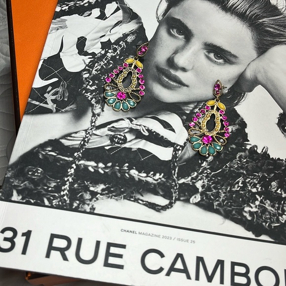 EARRINGS - Picture 2 of 7